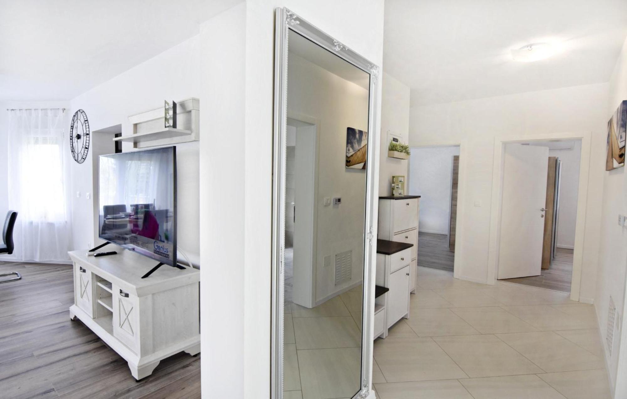 Holiday home Family Friendly House With A Swimming Pool Buroli, - 22400