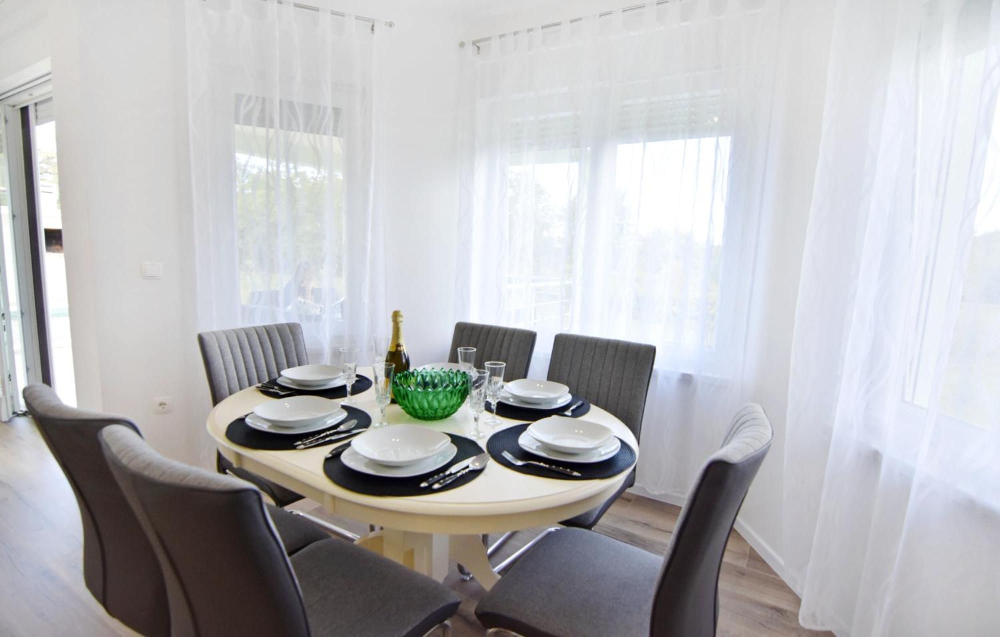 Holiday home Family Friendly House With A Swimming Pool Buroli, - 22400 Umag