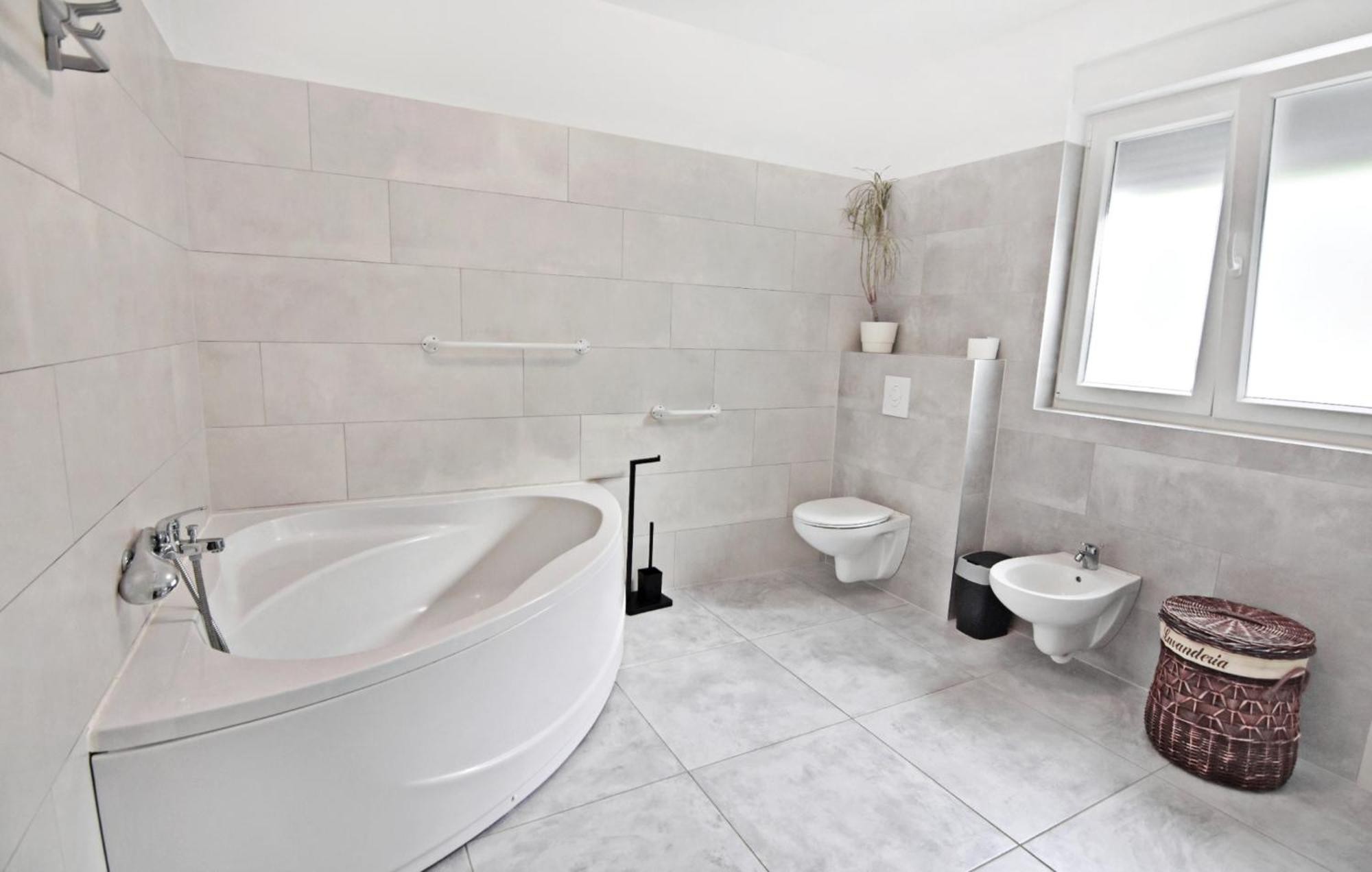 Family Friendly House With A Swimming Pool Buroli, - 22400 Holiday home
